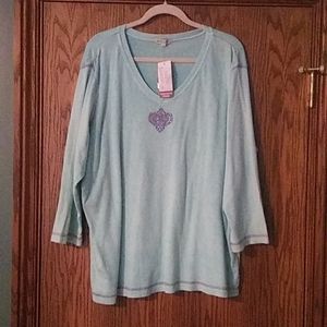 NWT Women's Xcit U.S.A. V Neck Pull Over 3/4 Sleeve Top